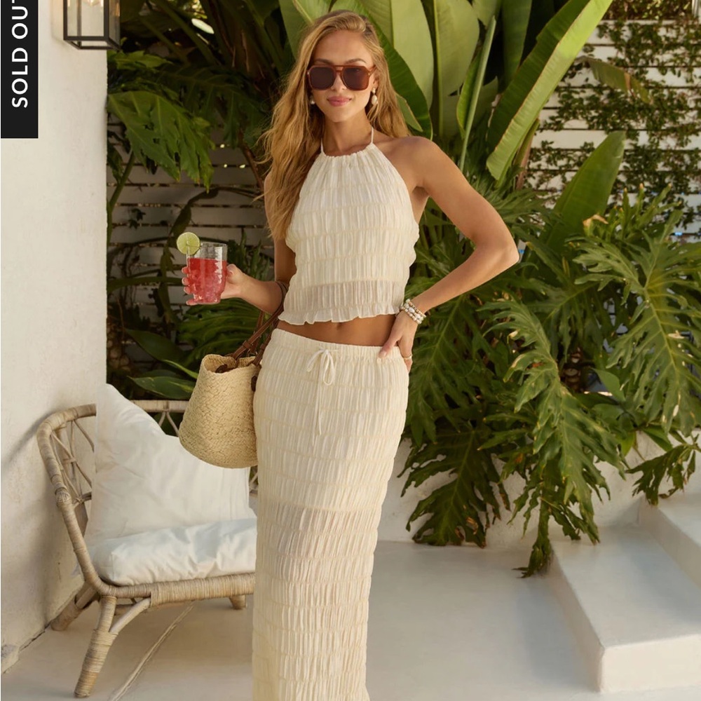 Vici Cream Skirt Set